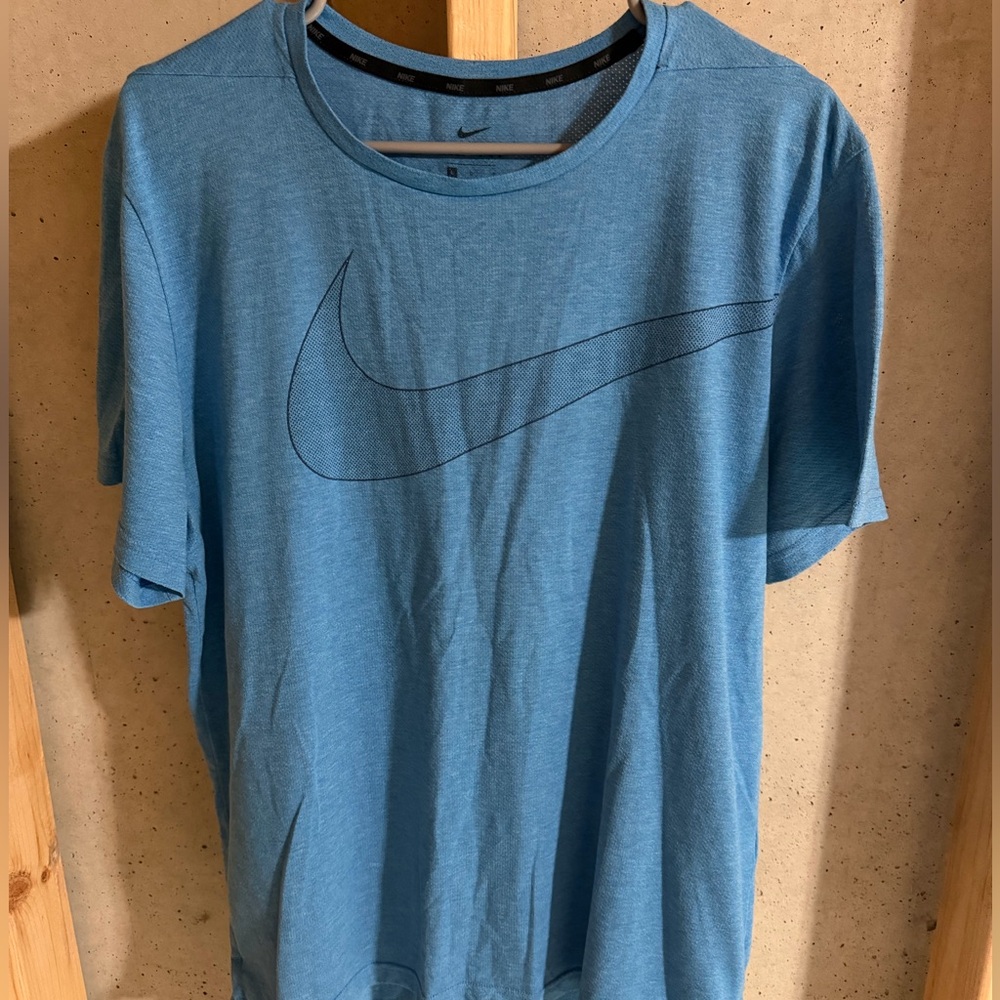 Nike Men’s Short Sleeve Graphic Tee Large